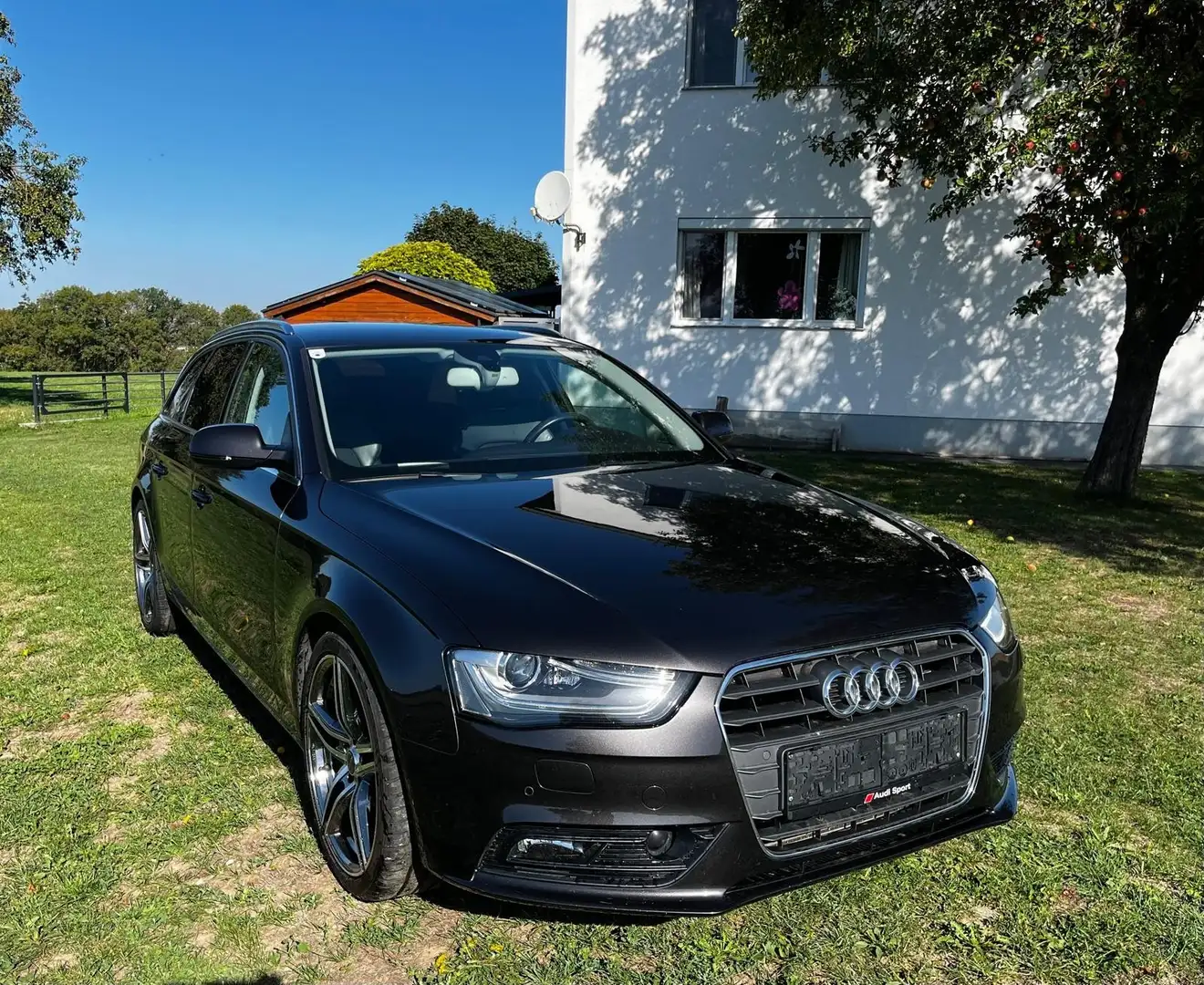 Audi A4 A4 Avant 2,0 TDI Grau - 1