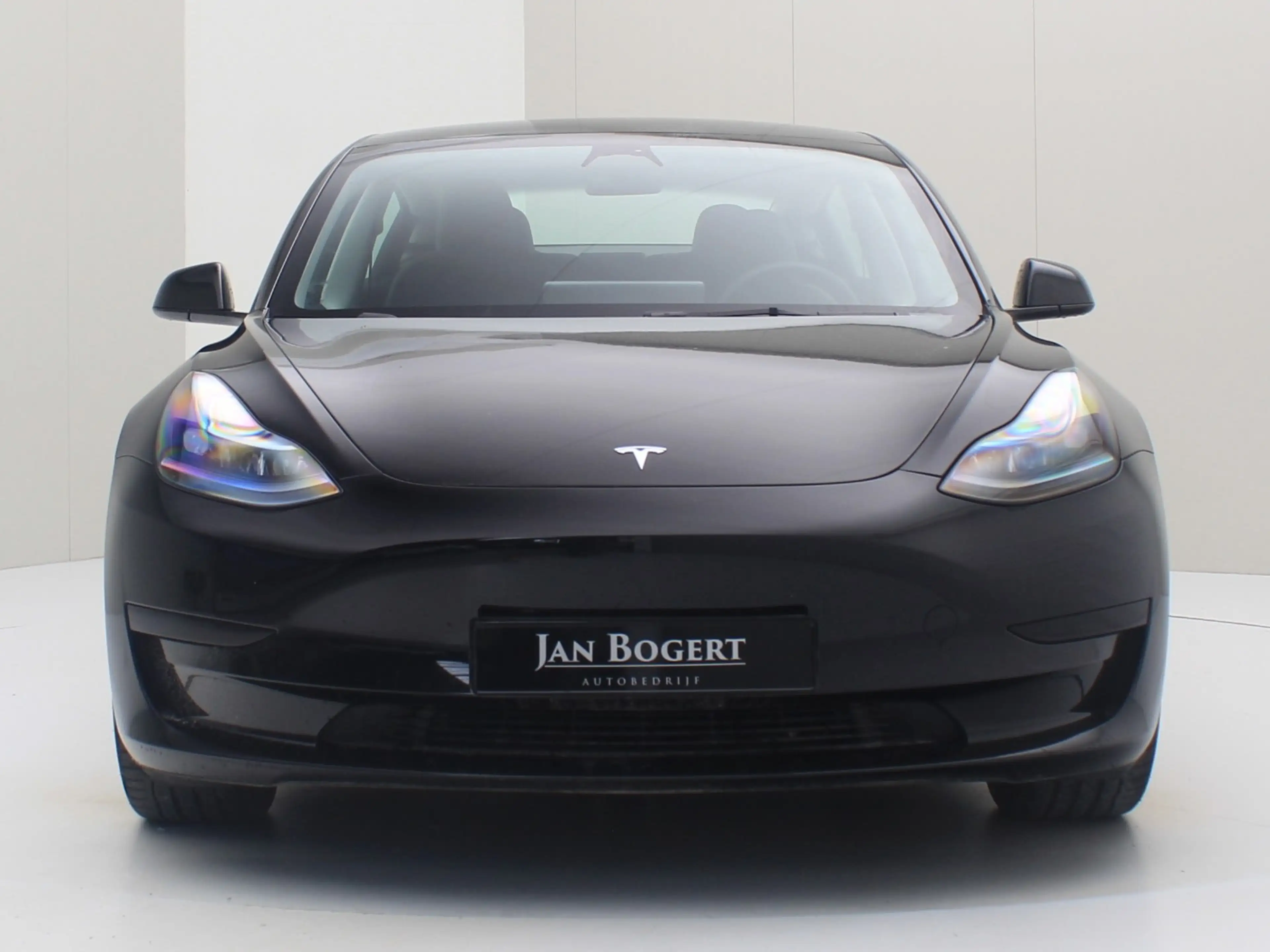 Tesla Model 3 Standard RWD Plus UPGRADE 93.7% SoH [ TREKHAAK+LFP — photo 5