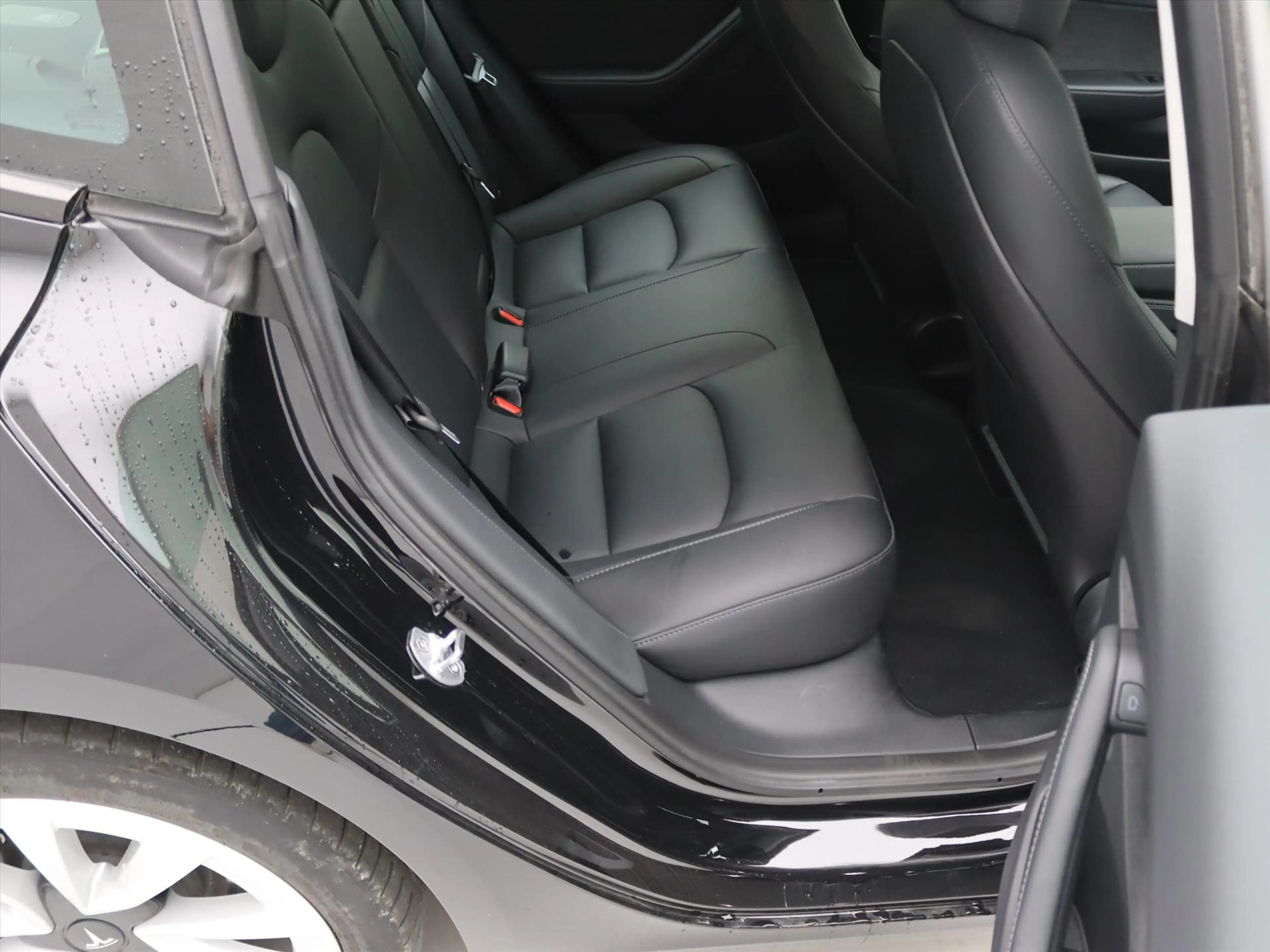 Tesla Model 3 Standard RWD Plus UPGRADE 93.7% SoH [ TREKHAAK+LFP — photo 15