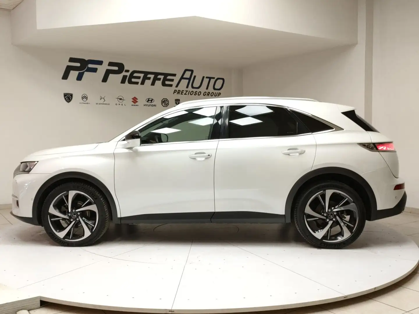 DS Automobiles DS 7 Crossback 7 - DS 7 Crossback BlueHDi 180 aut. Grand Chic Bianco - 2