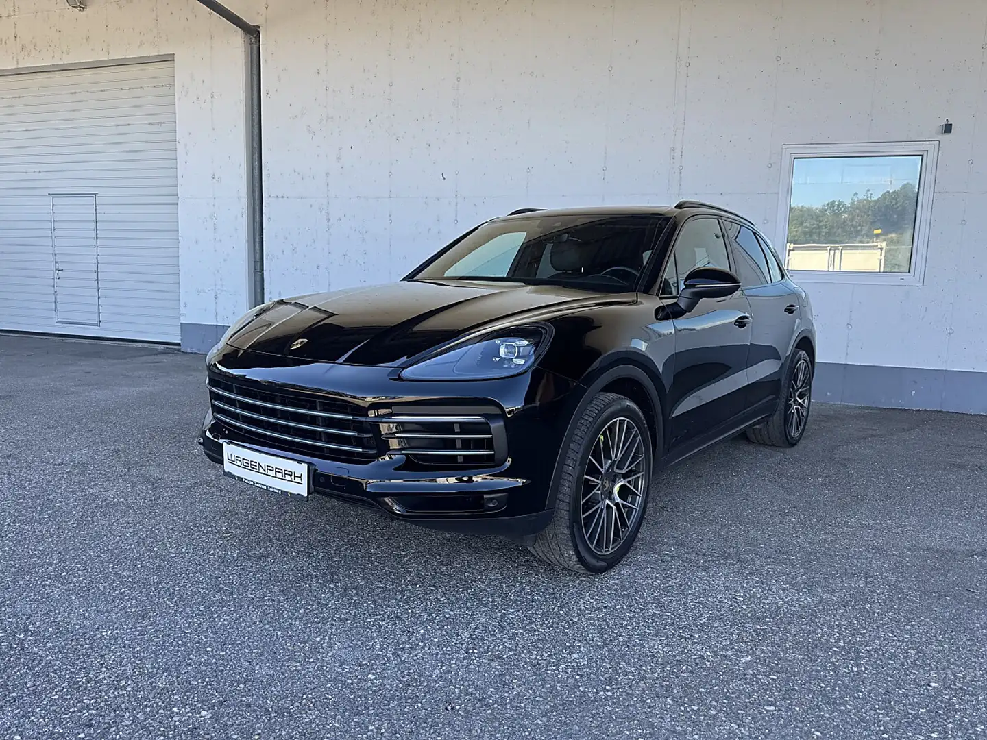 Porsche Cayenne E-Hybrid | Porsche Approved Garantie | 21 Zoll ... Schwarz - 2