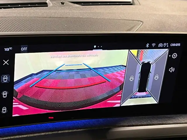 Peugeot 5008 view 18