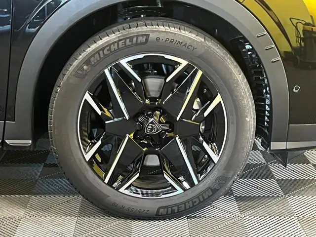 Peugeot 5008 view 16