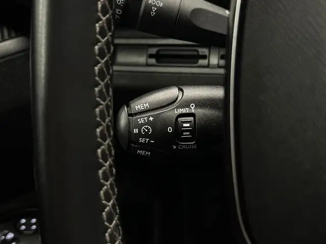 Peugeot 3008 view 17