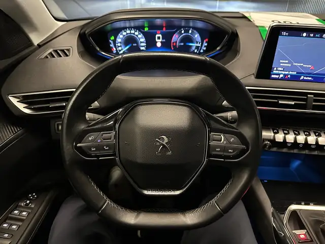 Peugeot 3008 view 16