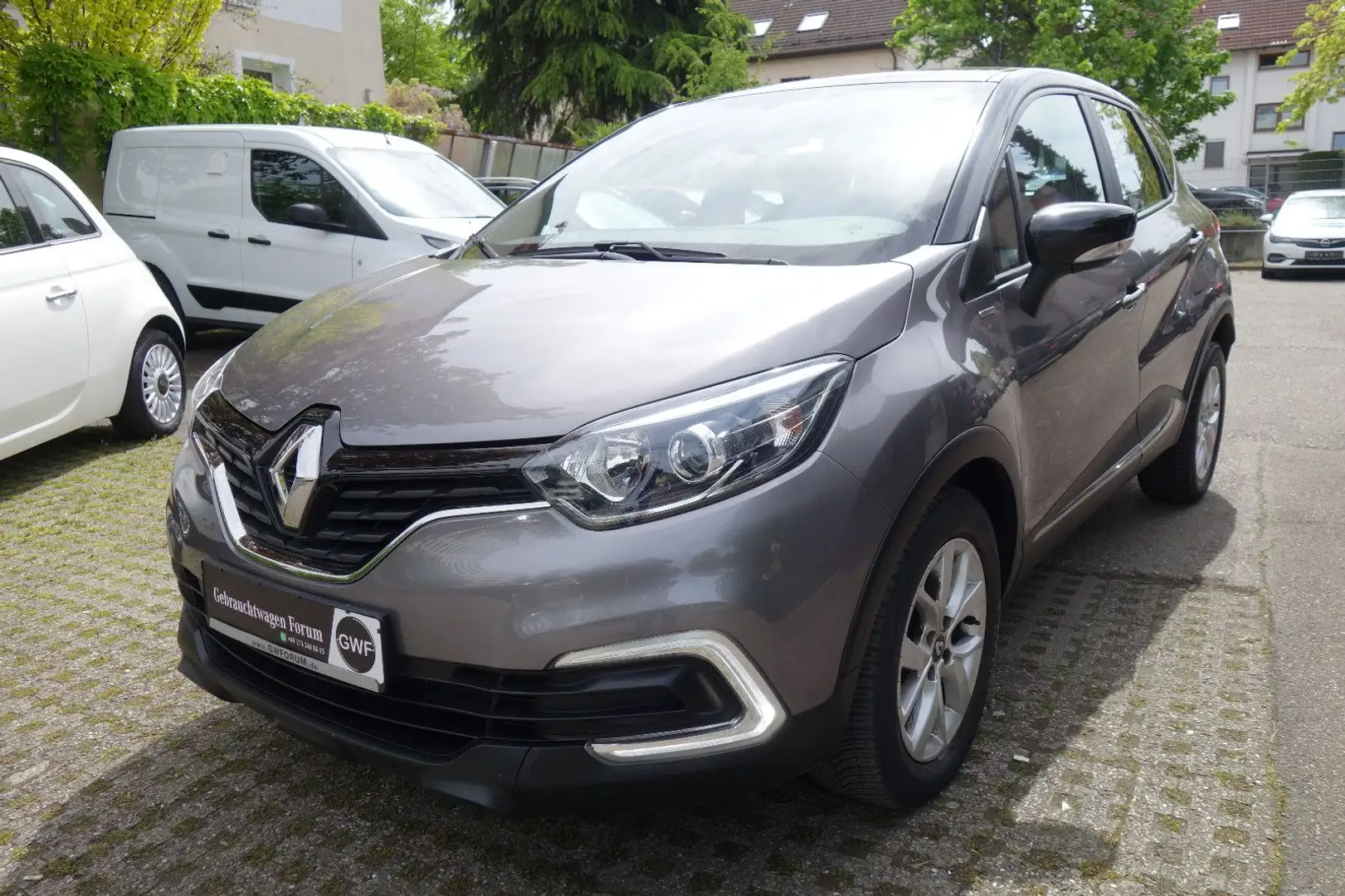 Renault Captur Limited - KLIMA ALU PTS EURO 6 Schwarz - 1