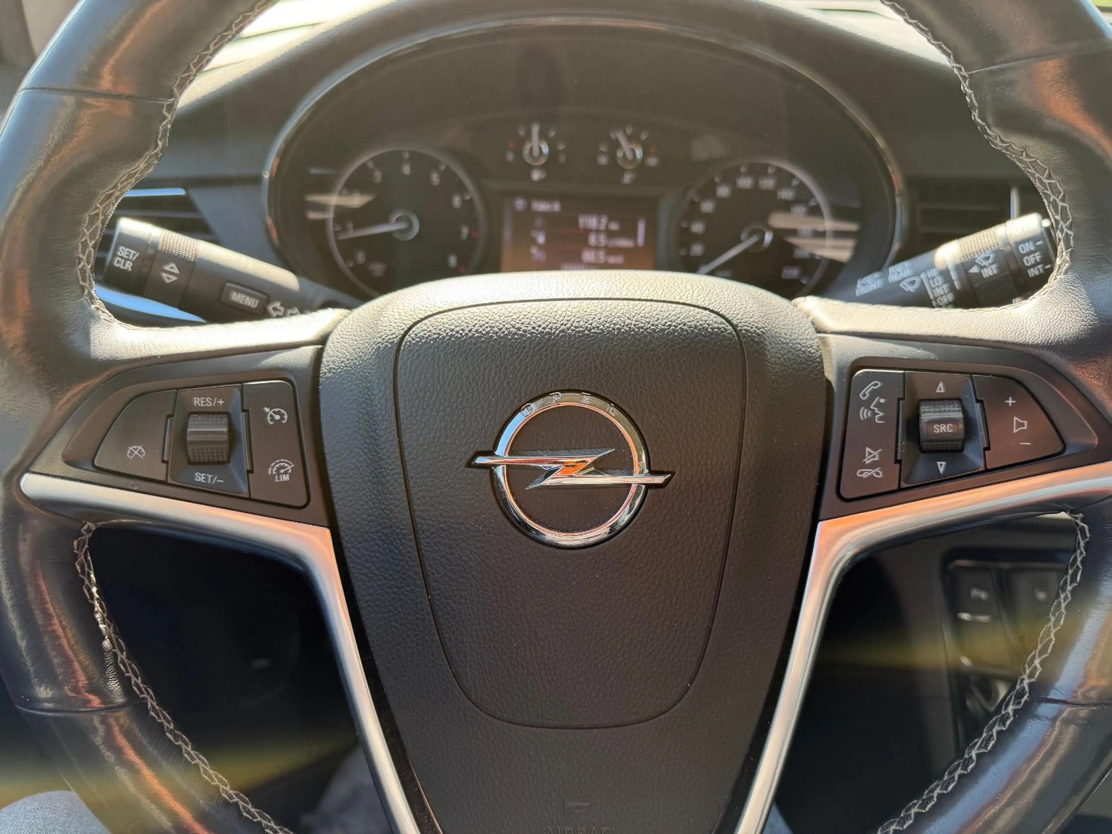 Opel Mokka X Innovation — photo 10