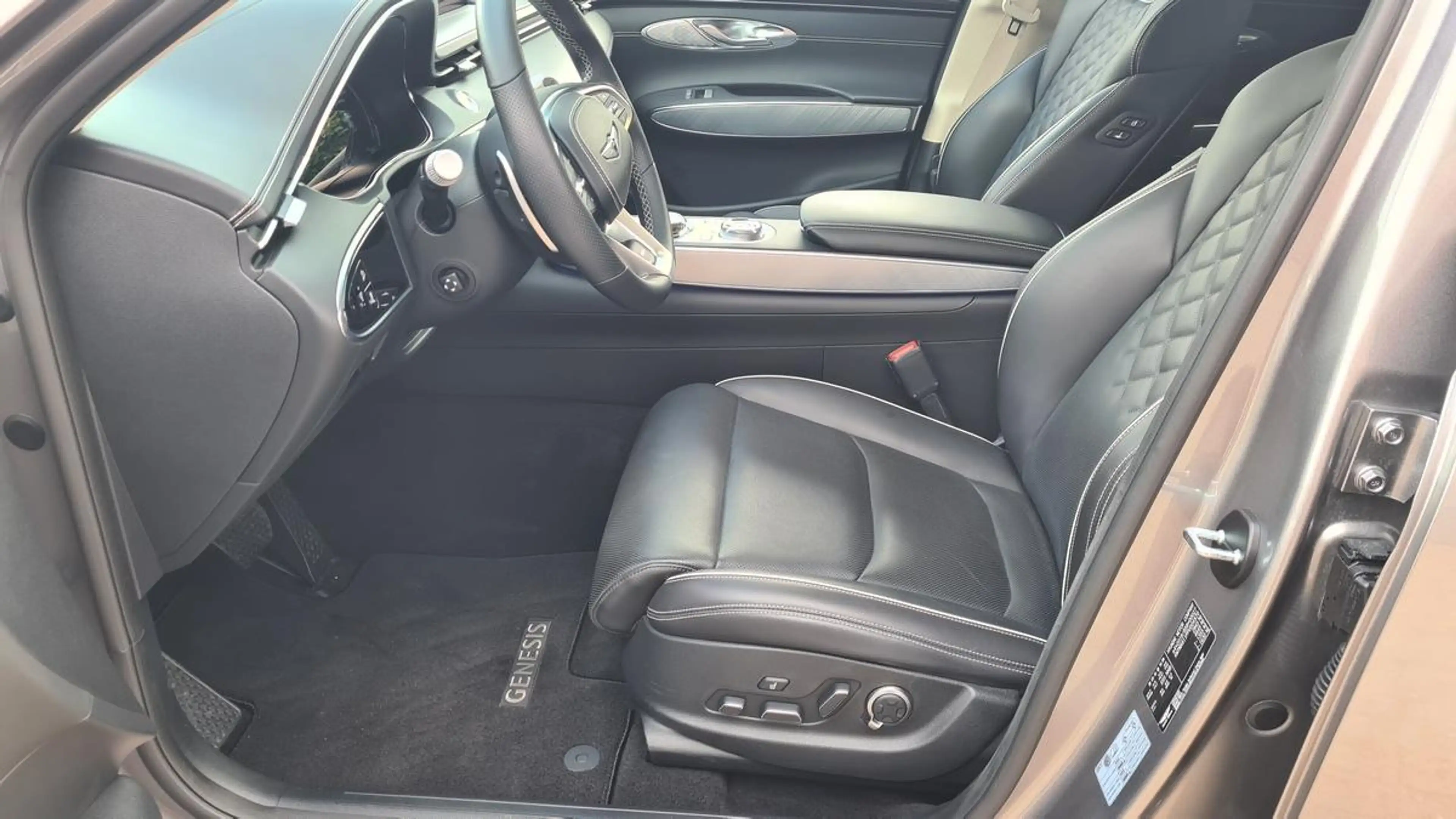 Genesis GV70 GV 70  Electrified Sport Pano,AHK,AWD — photo 8