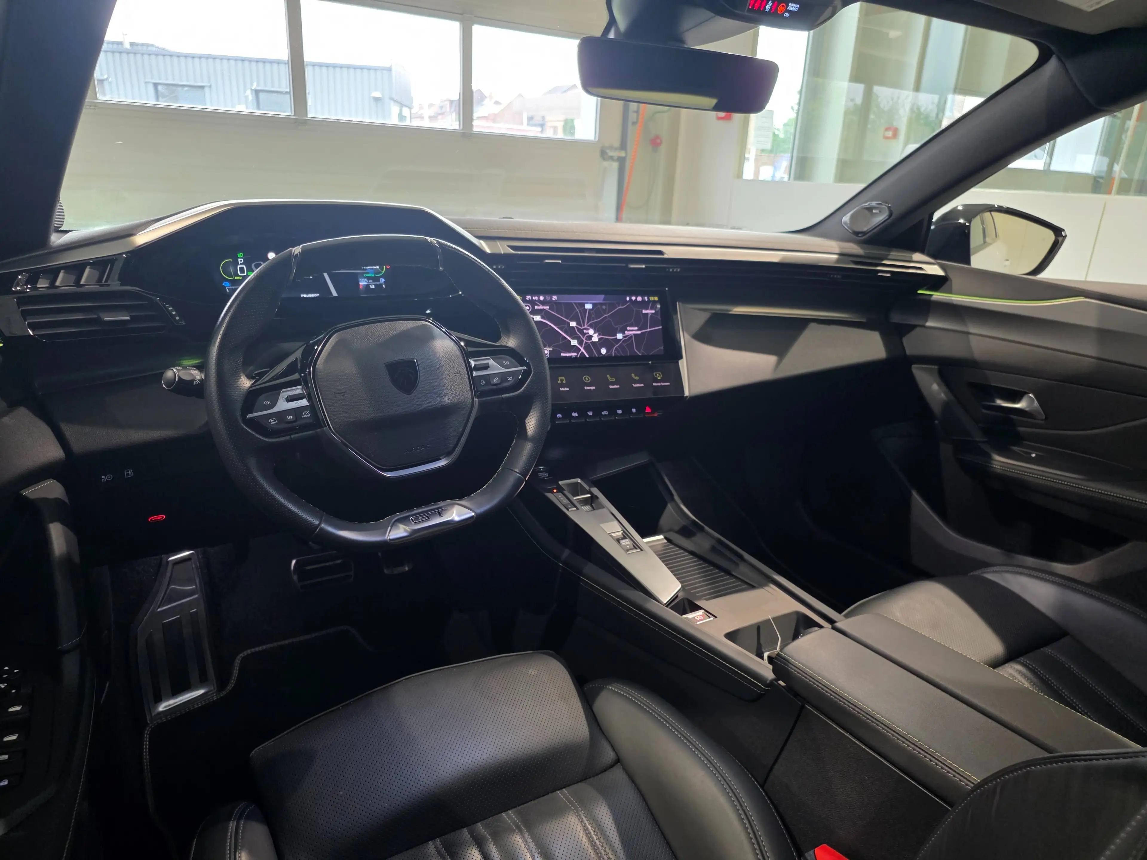 Peugeot 308 308 SW PHEV 1.6 GT PACK — photo 12