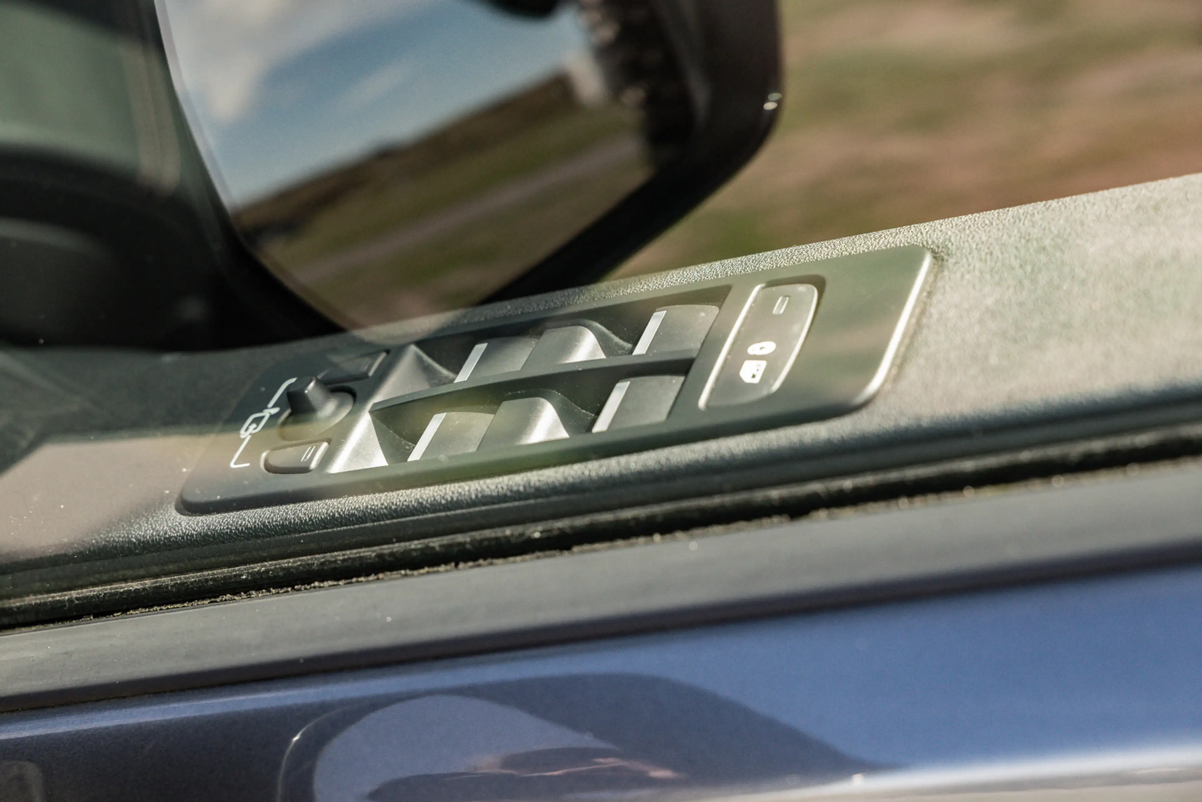 Land Rover Discovery Sport 2.0 Si4 4WD HSE Luxury - MERIDIAN AUDIO - LEDER - — photo 8