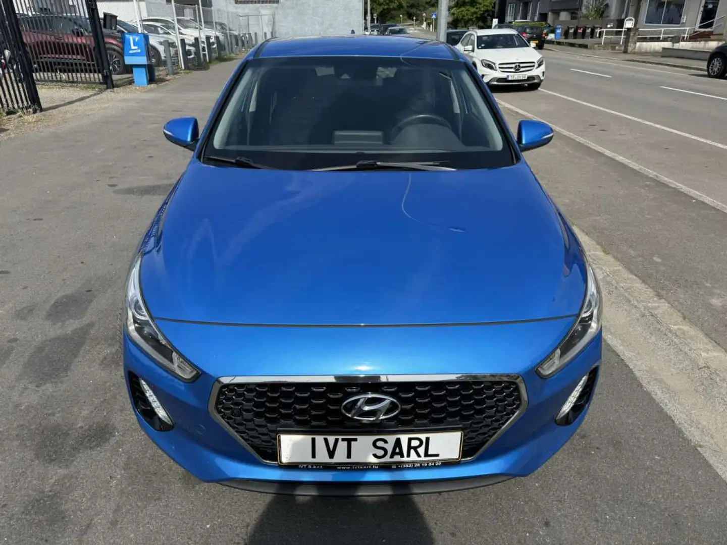 Hyundai i30 1.4 Trend 140 Auto. Bleu - 2