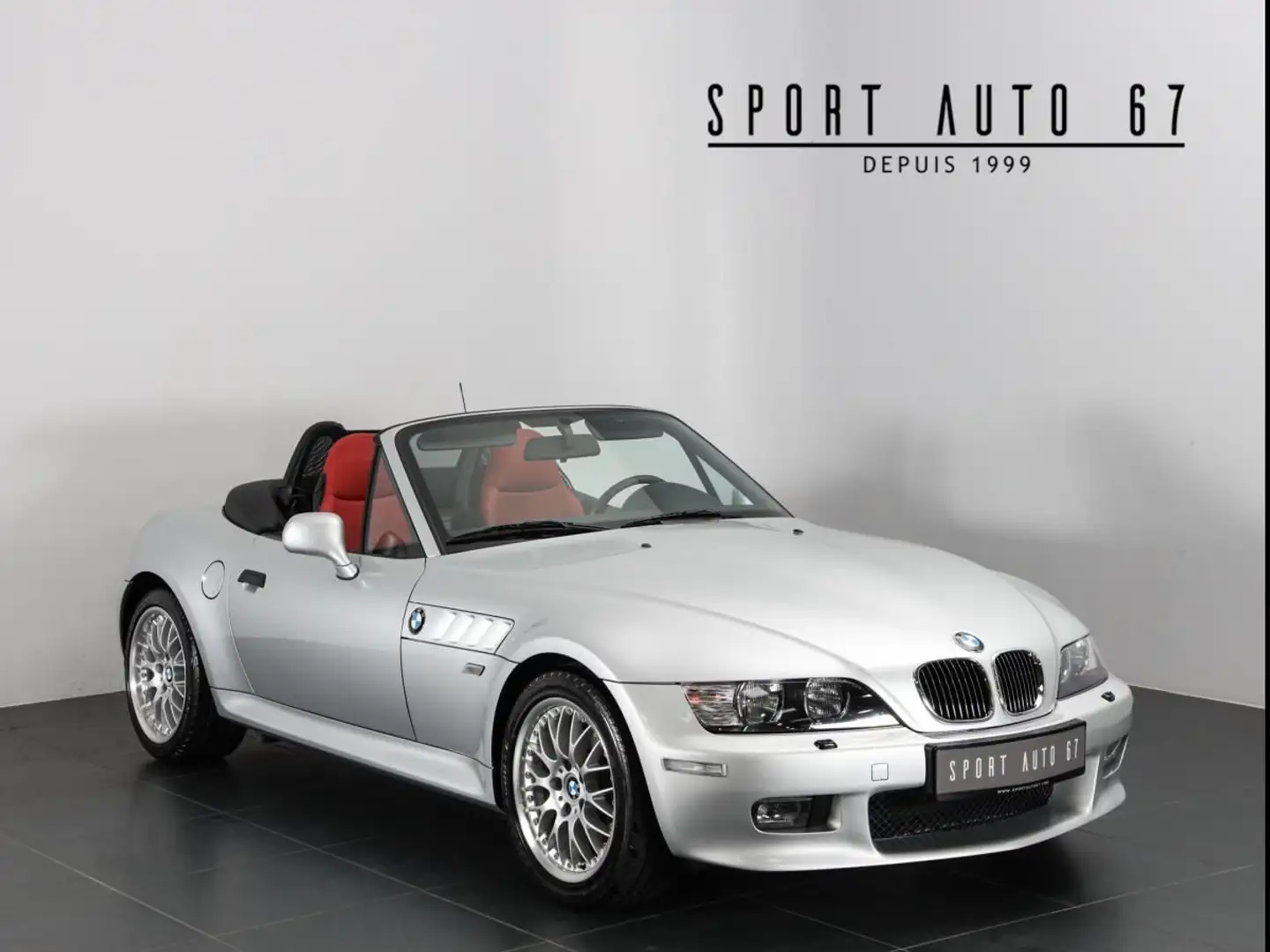 BMW Z3 ROADSTER 2,2L PHASE II 6 cylindres en ligne 2.2 L Grijs - 1