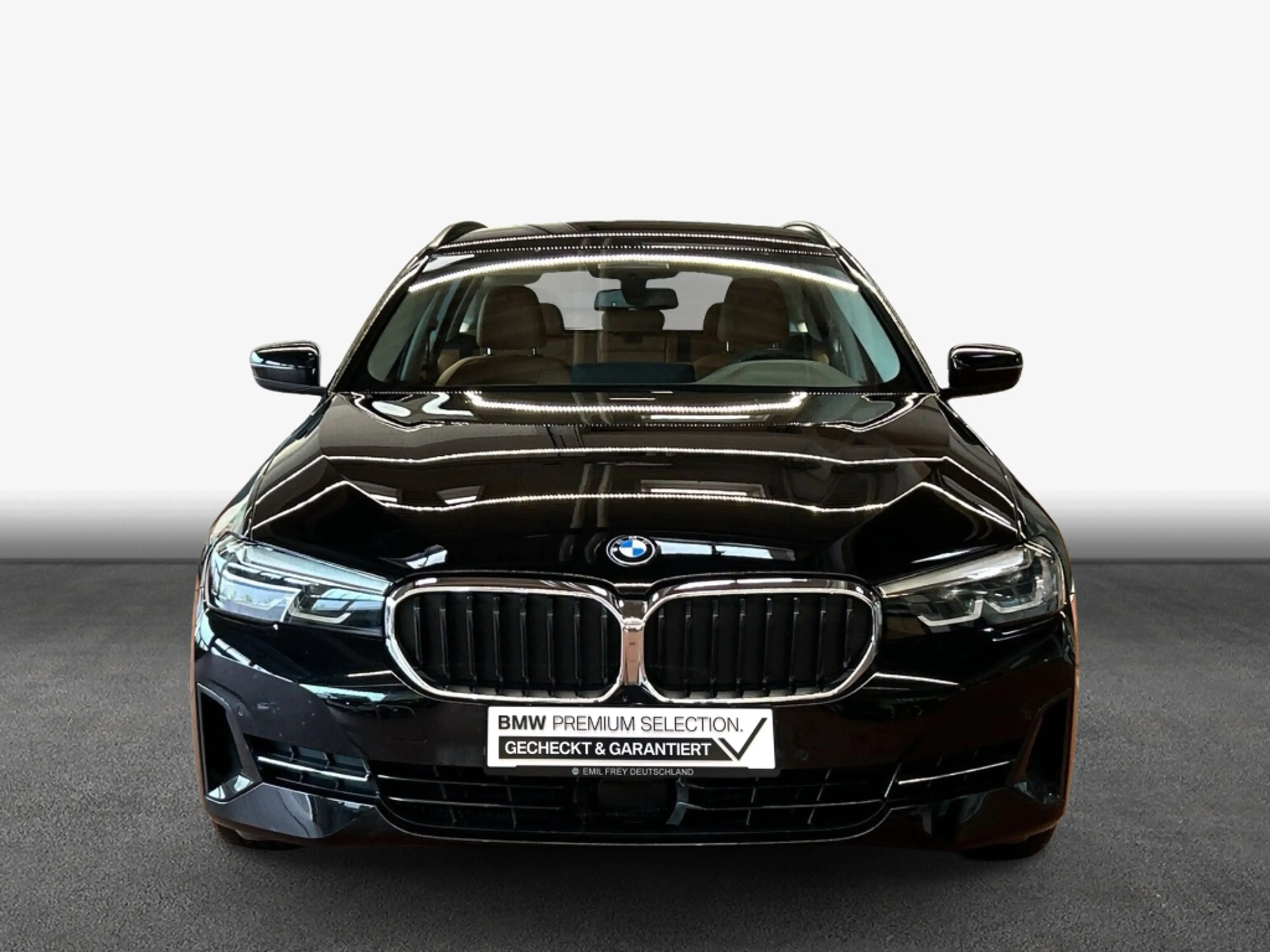 BMW 520 d xDrive Touring Aut. *AHK* — photo 4