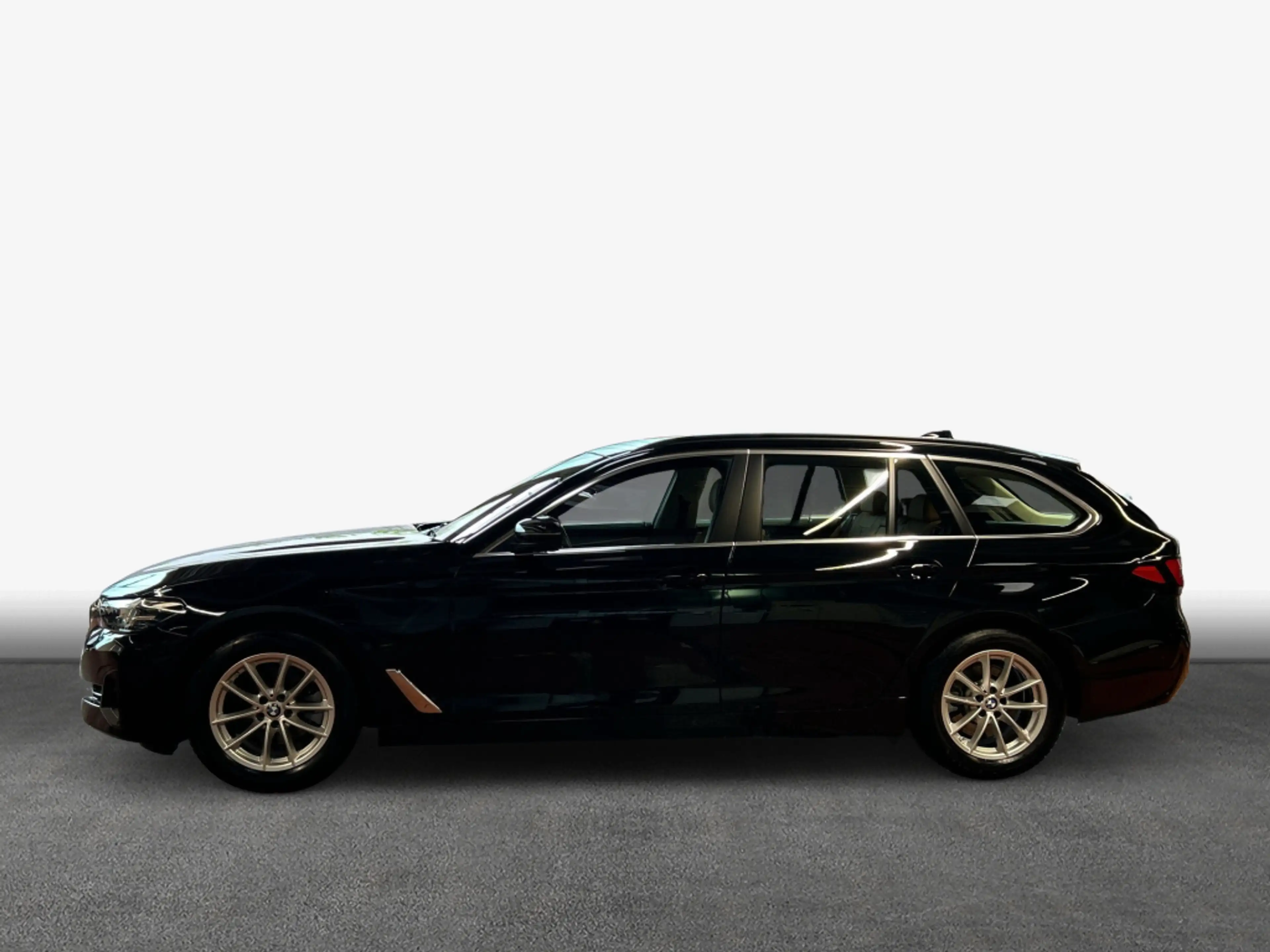 BMW 520 d xDrive Touring Aut. *AHK* — photo 5