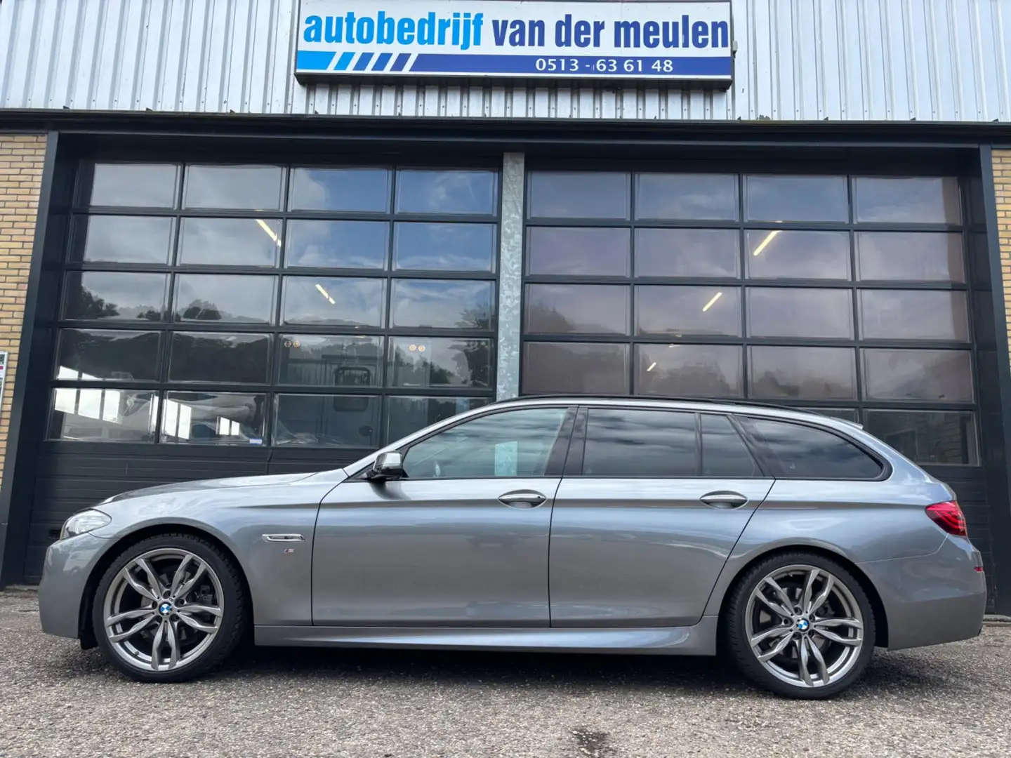 BMW 520 5-serie Touring 520i High Executive M-sport pakket Gris - 2