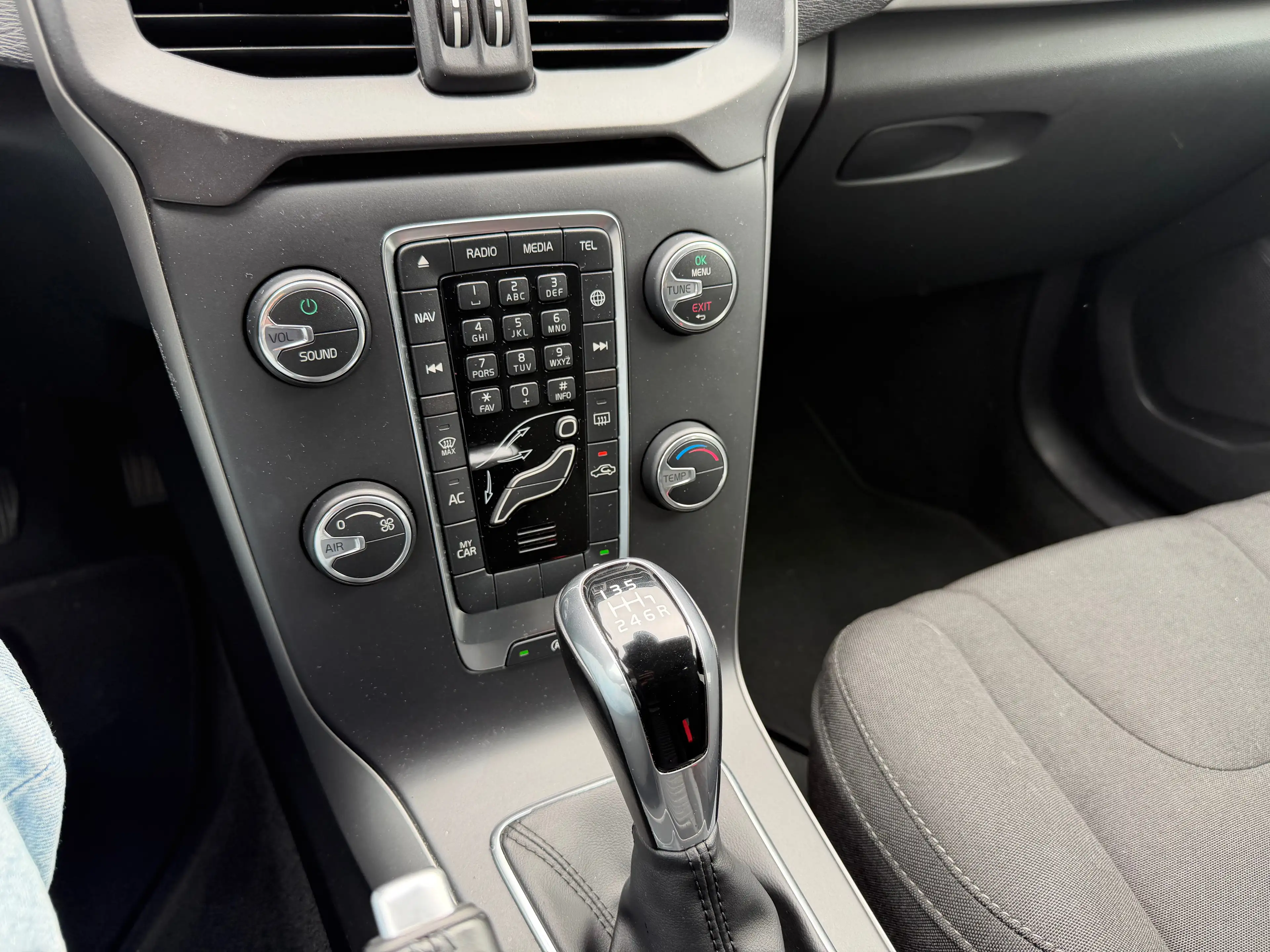 Volvo V40 V40 2.0 T2 — photo 10