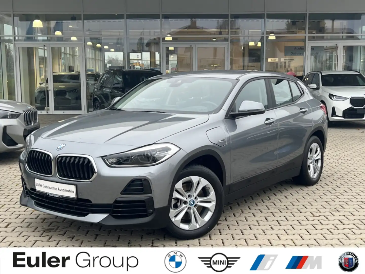 BMW X2 xDrive 25e A LED Parkass. HUD Navi LED 2-Z-Klimaau Grau - 1