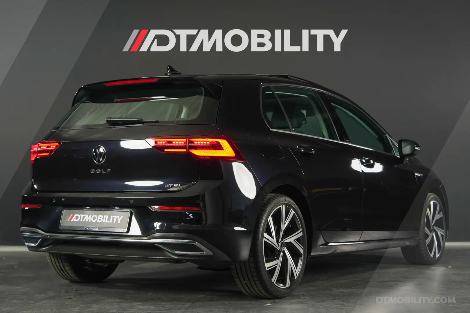 Volkswagen Golf 1.5 eTSI 1st Edition | Pano | IQ | Noir - 2