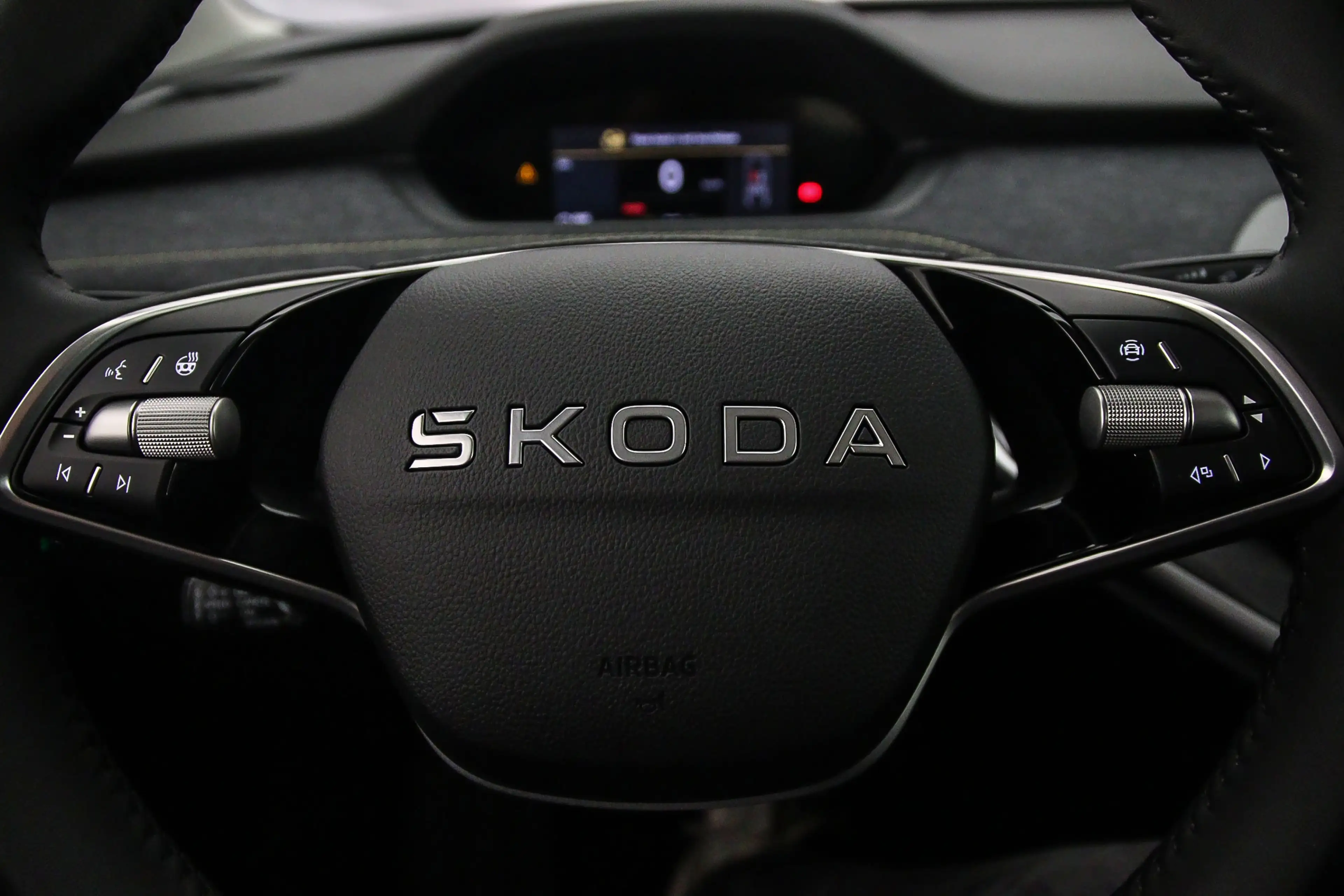 Skoda Elroq Elektromotor 63 kWh 204pk Business Edition €509,- — photo 13