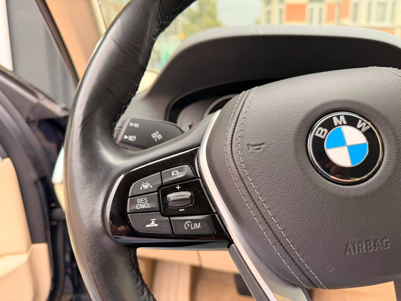 BMW 530 0484 49 55 12 | BMW 530iXAS / CAM 360 / Semi - Virtual Cockpit / CarPlay / GAR 12 MOIS — photo 15