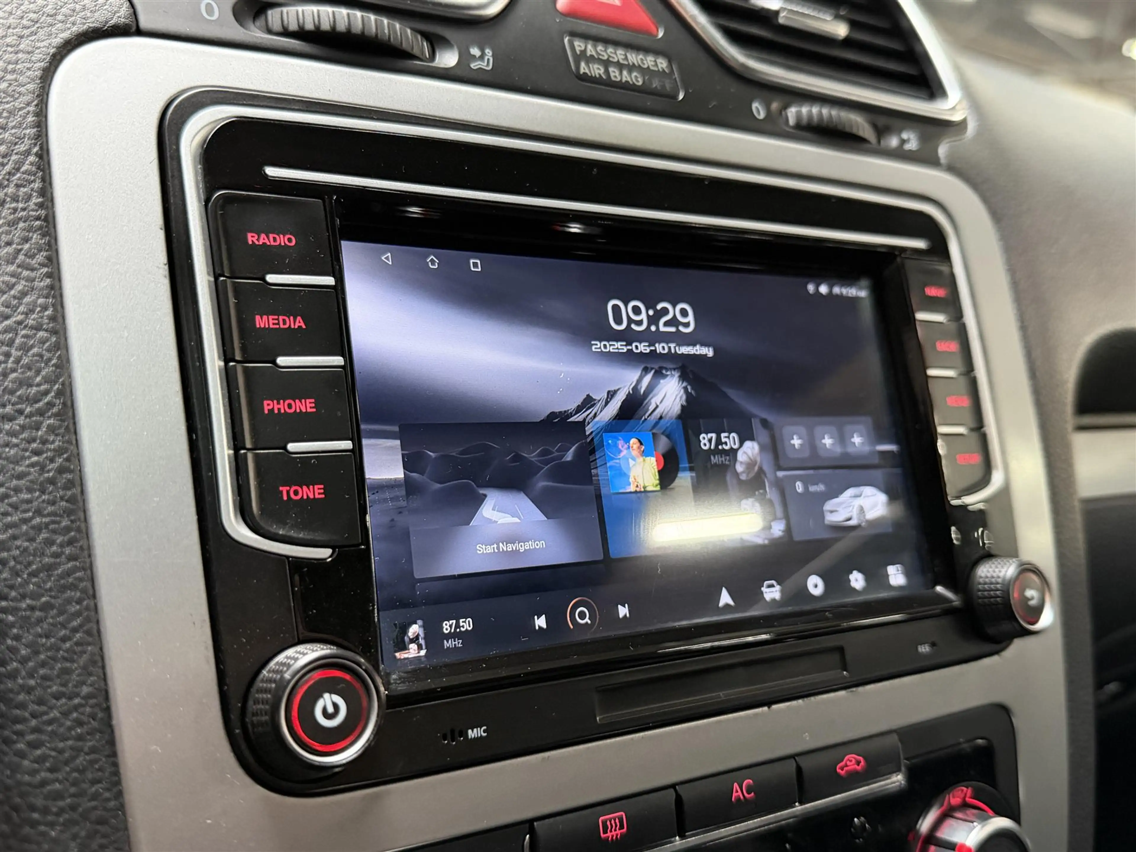Volkswagen Scirocco 1.4 TSI Dak! Maxton! Clima! Navi! — photo 17