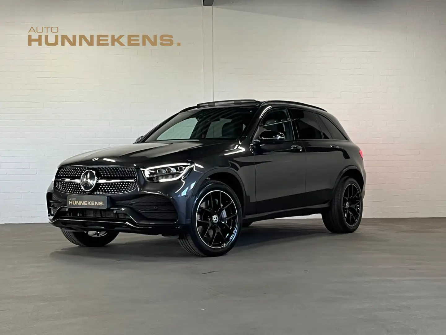 Mercedes-Benz GLC 300 e 4MATIC AMG Trekhaak | Open Dak | Stoel koeling/v Gris - 1