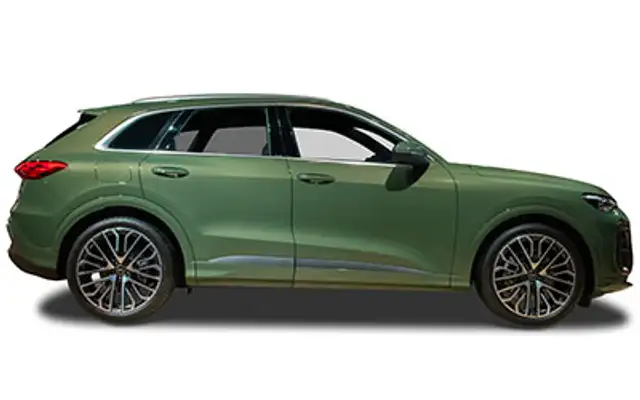Audi Q5 view 3