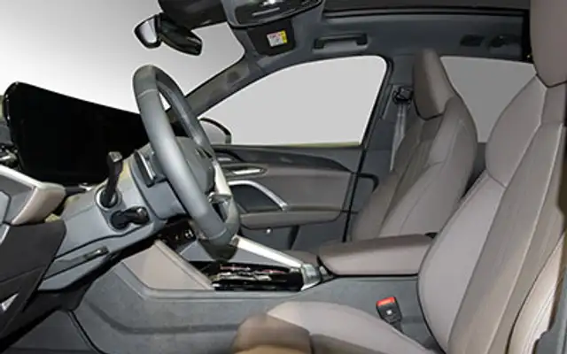 Audi Q5 view 7