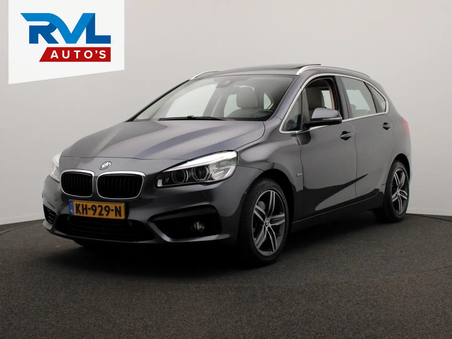 BMW 220 2-serie Active Tourer 220i Centennial High Executi Grijs - 1