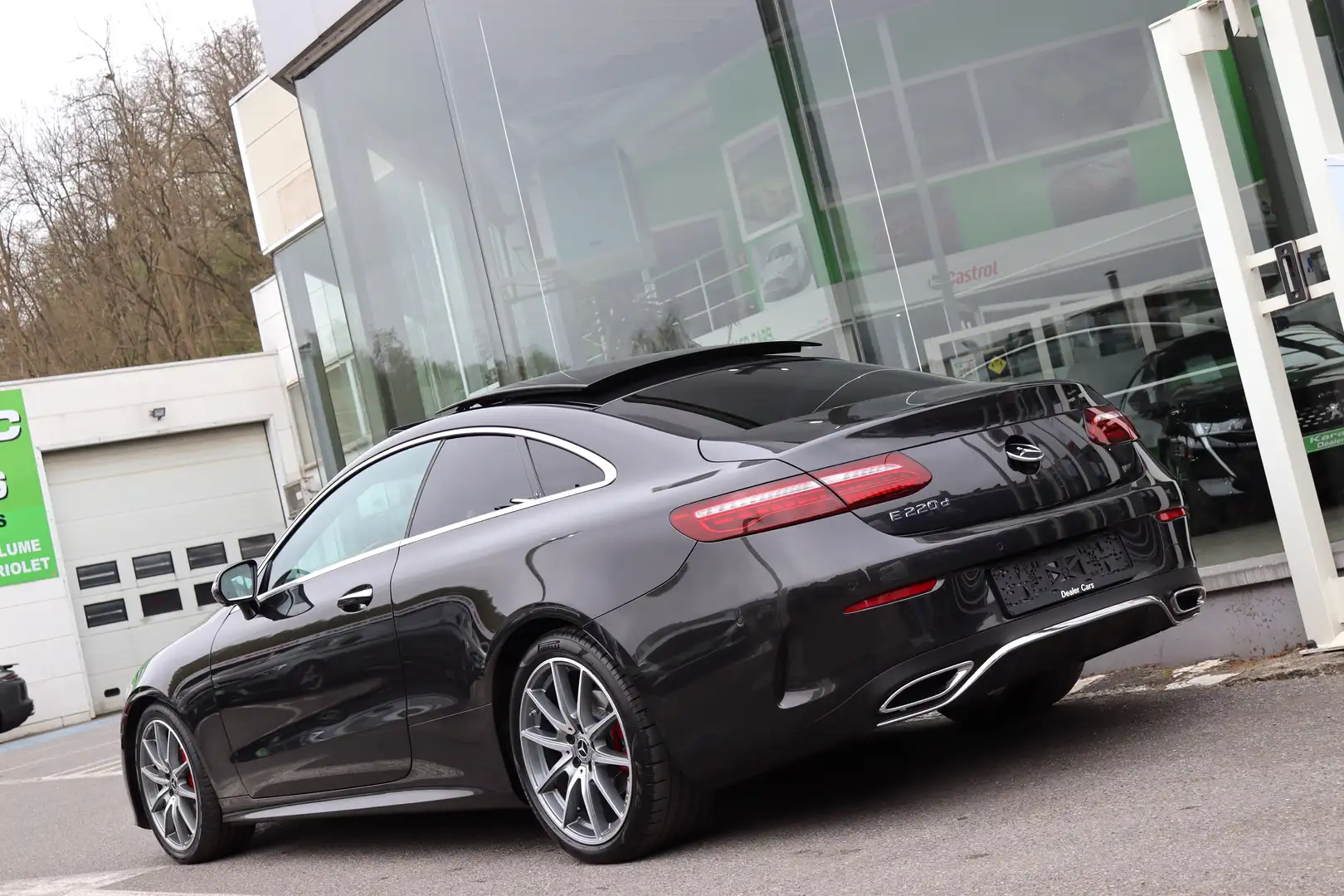 Mercedes-Benz E 220 d COUPE 194CV PACK AMG PANO COCKPIT FACE LIFT FULL Gris - 2
