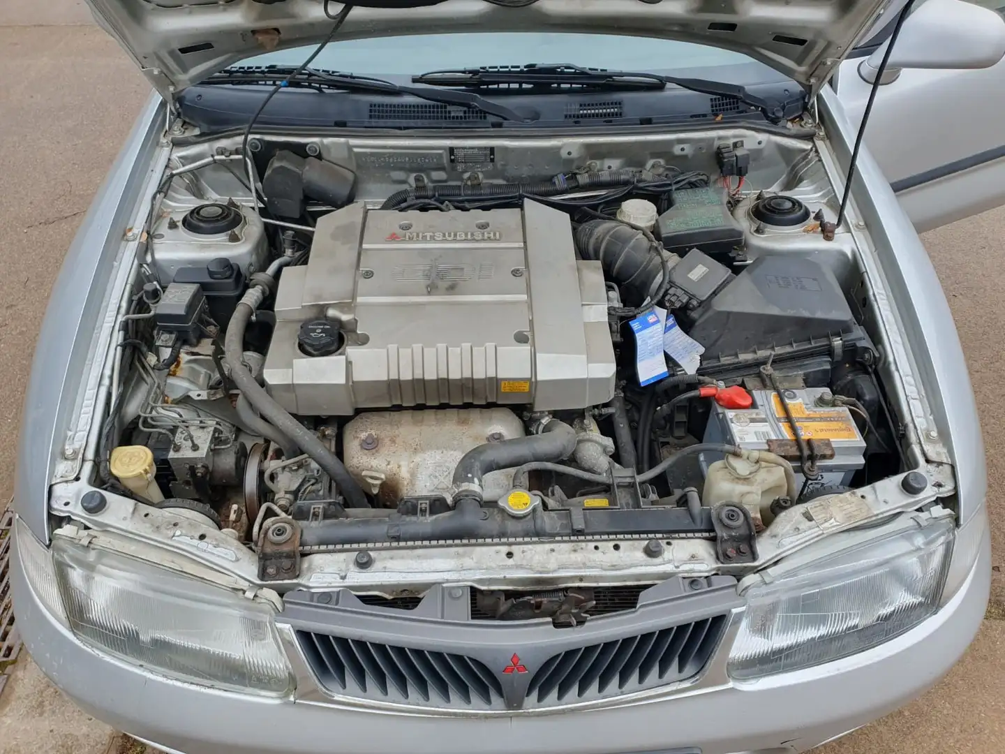 Mitsubishi Carisma GDI EXE / Standheizung / originaler Katalysator / Gris - 2