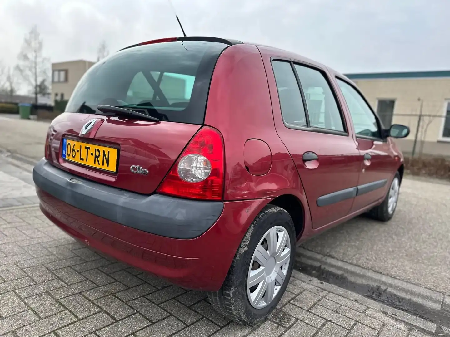 Renault Clio 1.2 Expression Rood - 2