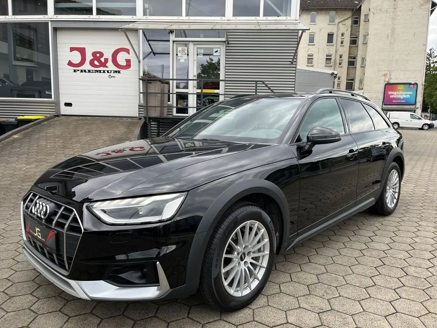 Audi A4 allroad quattro 40 TDI*LED*AHK*Standheizung* Noir - 2