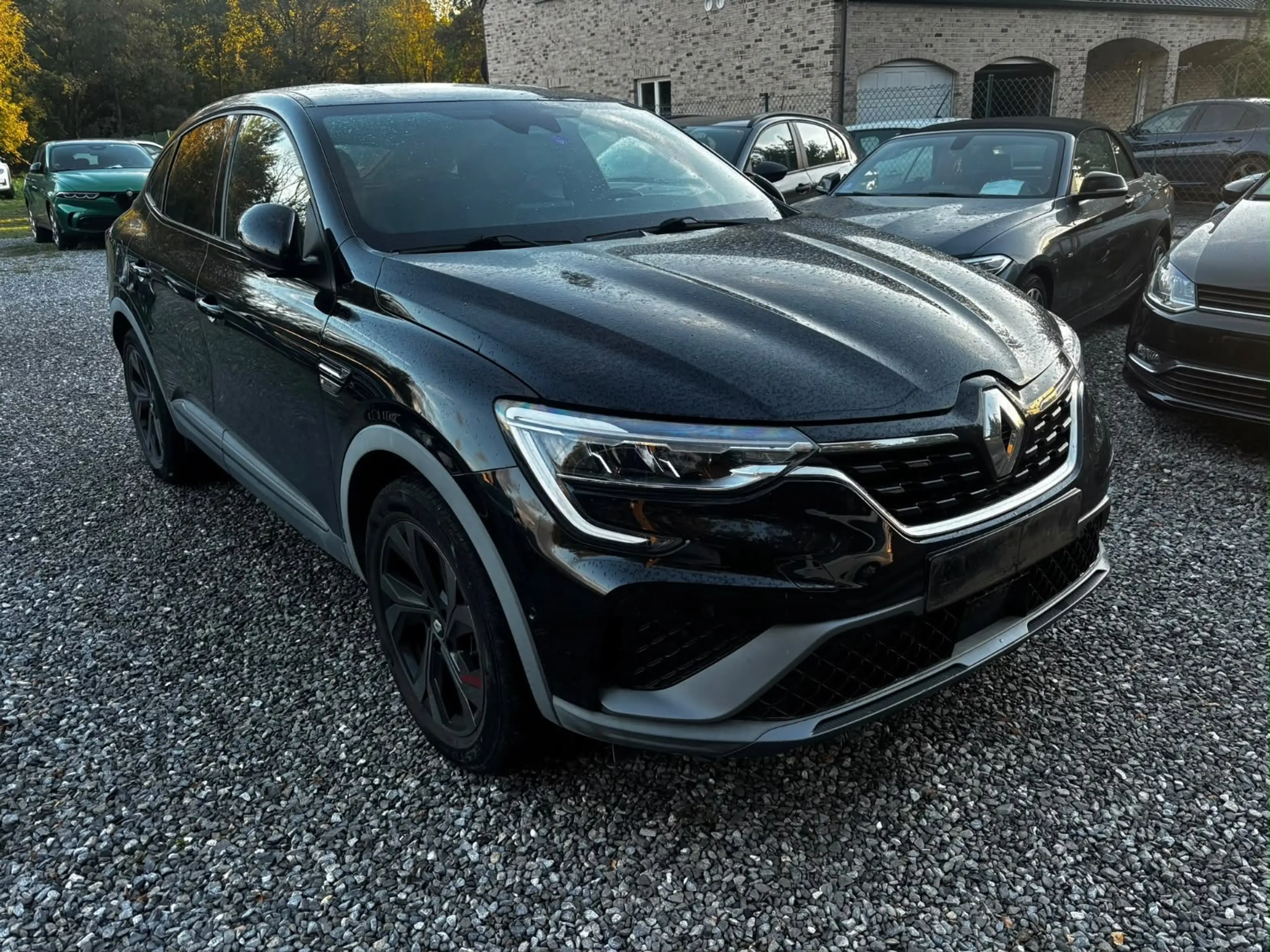 Renault Arkana E-TECH 1.6i R.S.Line * AUTOMATIQUE * 1 PROPRIÉTAIRE * — photo 3
