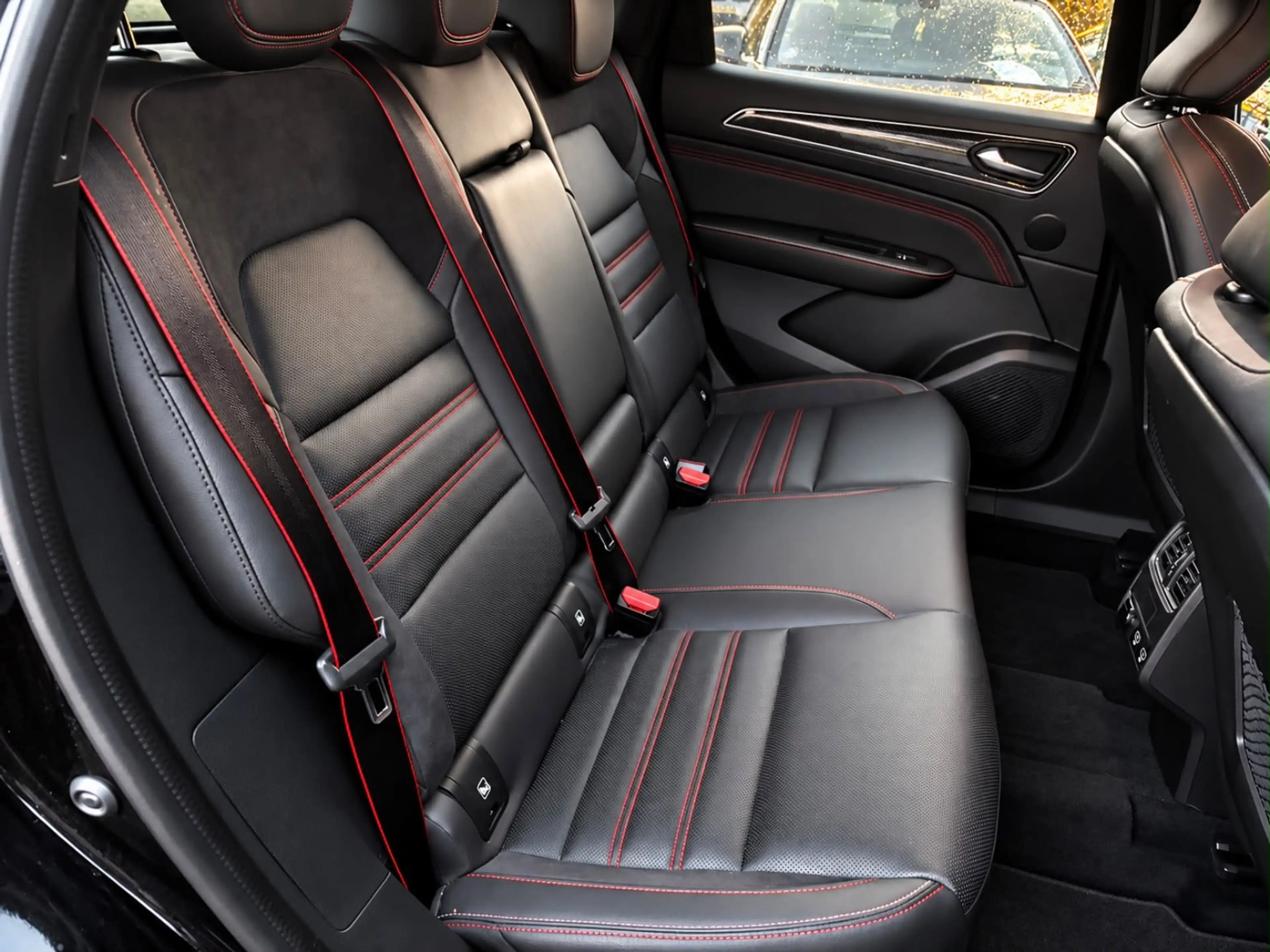 Renault Arkana E-TECH 1.6i R.S.Line * AUTOMATIQUE * 1 PROPRIÉTAIRE * — photo 19