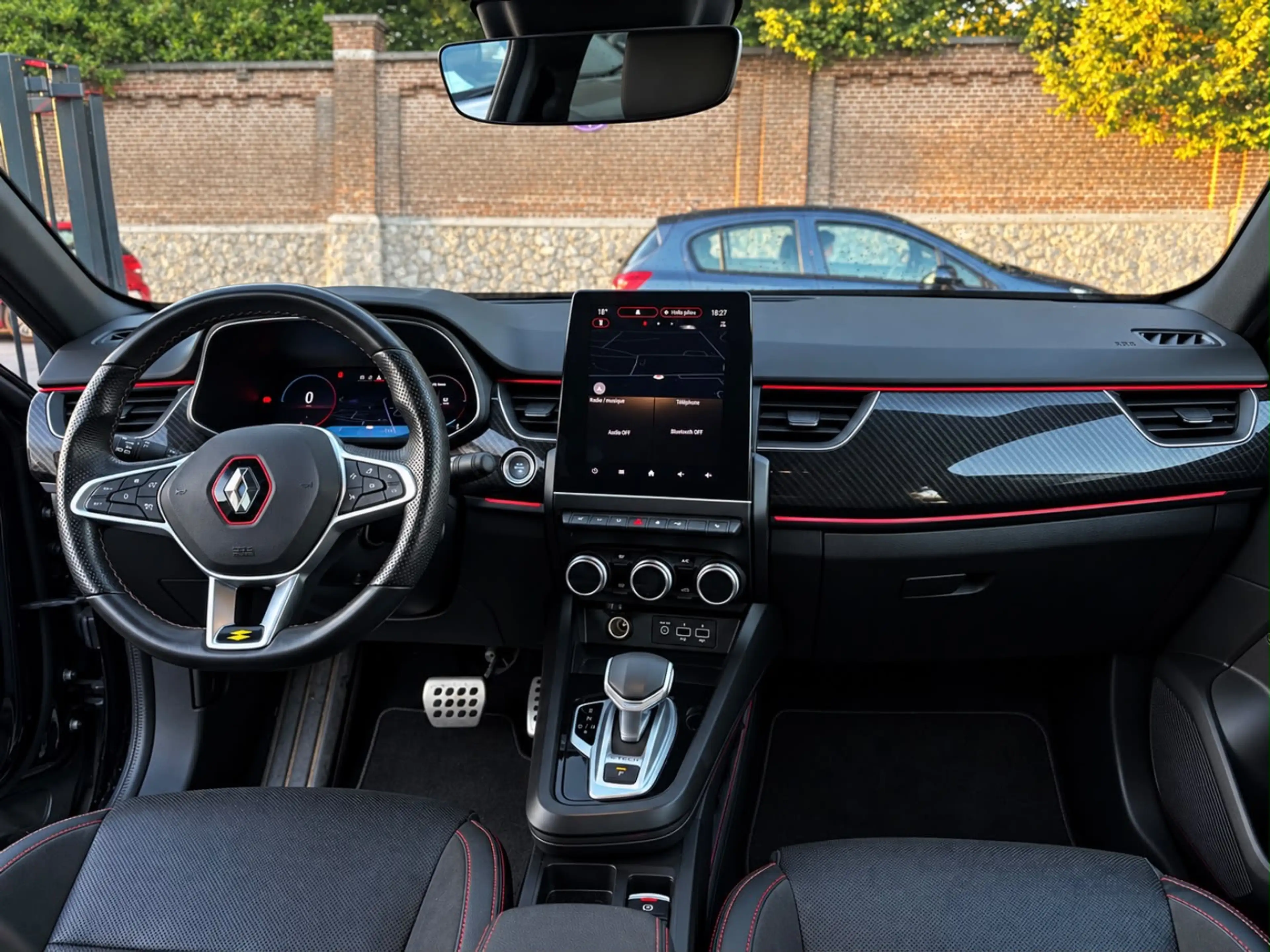 Renault Arkana E-TECH 1.6i R.S.Line * AUTOMATIQUE * 1 PROPRIÉTAIRE * — photo 11