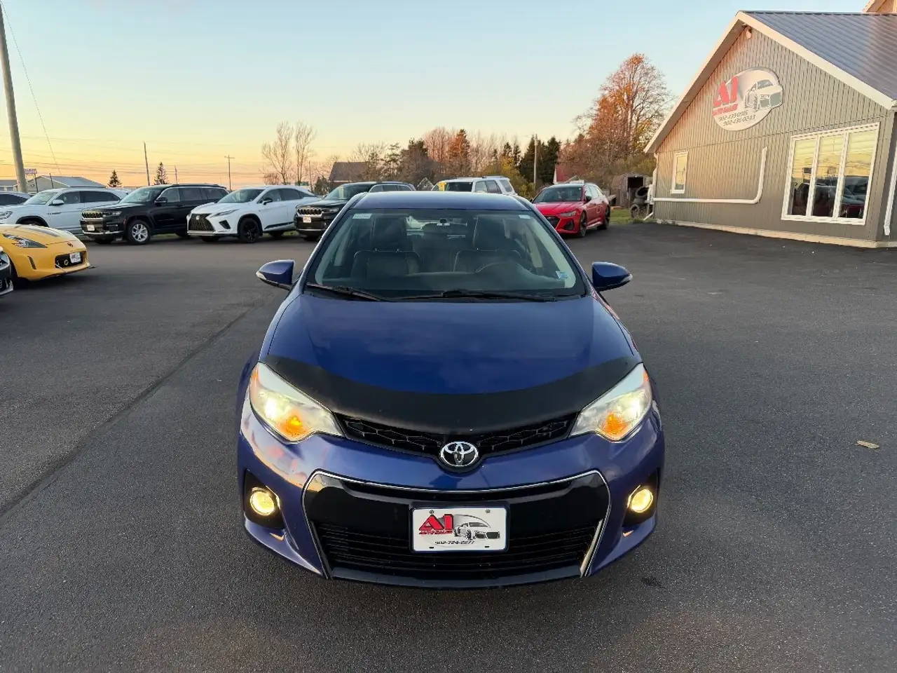 Toyota Corolla снимка Toyota Corolla