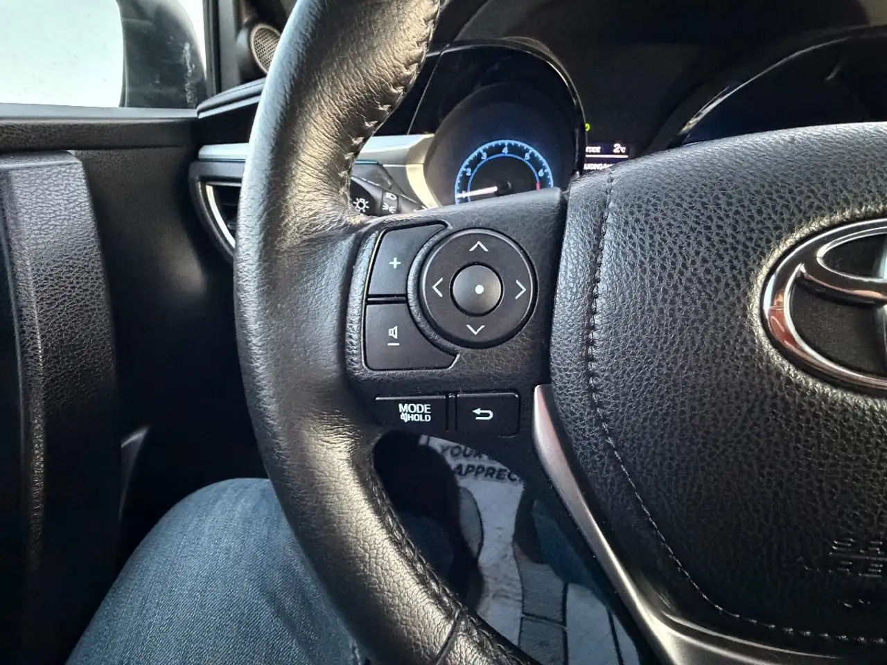 Toyota Corolla снимка Toyota Corolla