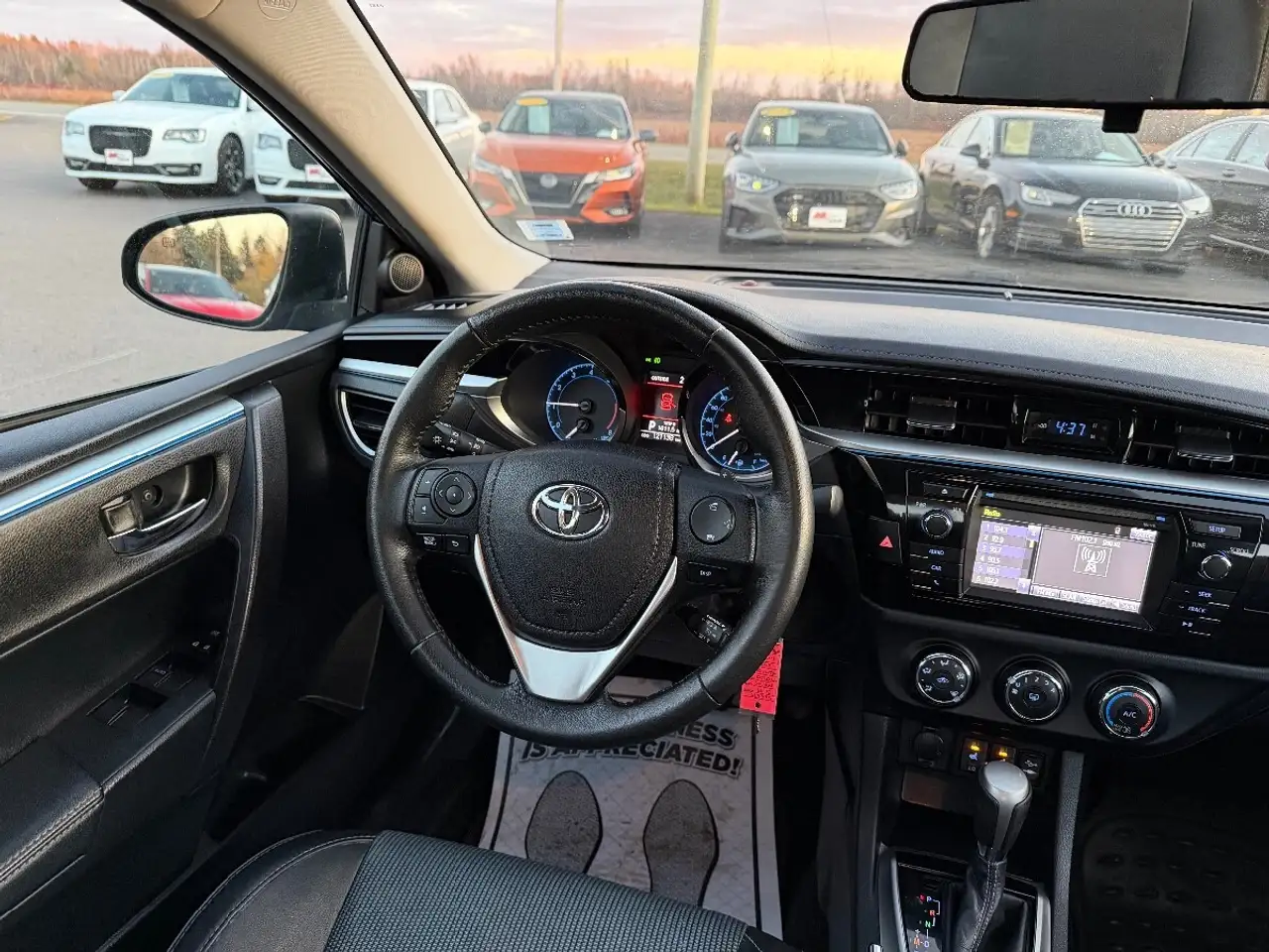 Toyota Corolla снимка Toyota Corolla