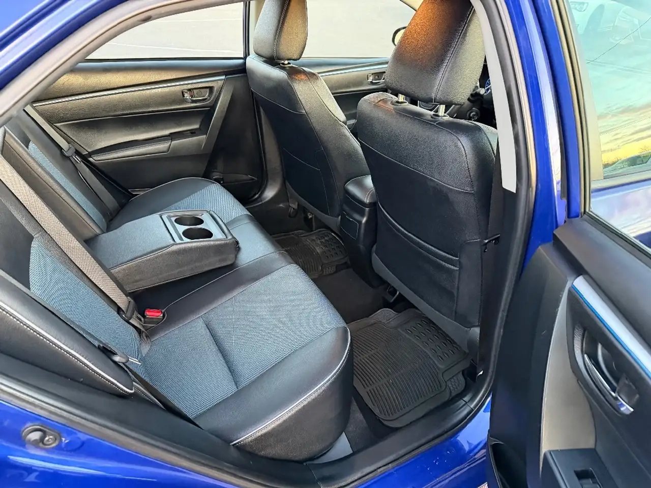 Toyota Corolla снимка Toyota Corolla