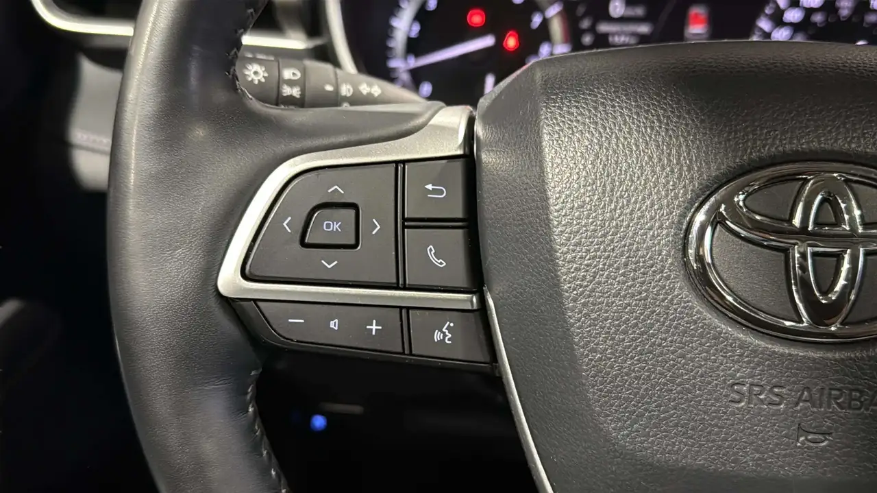 Toyota Highlander снимка Toyota Highlander