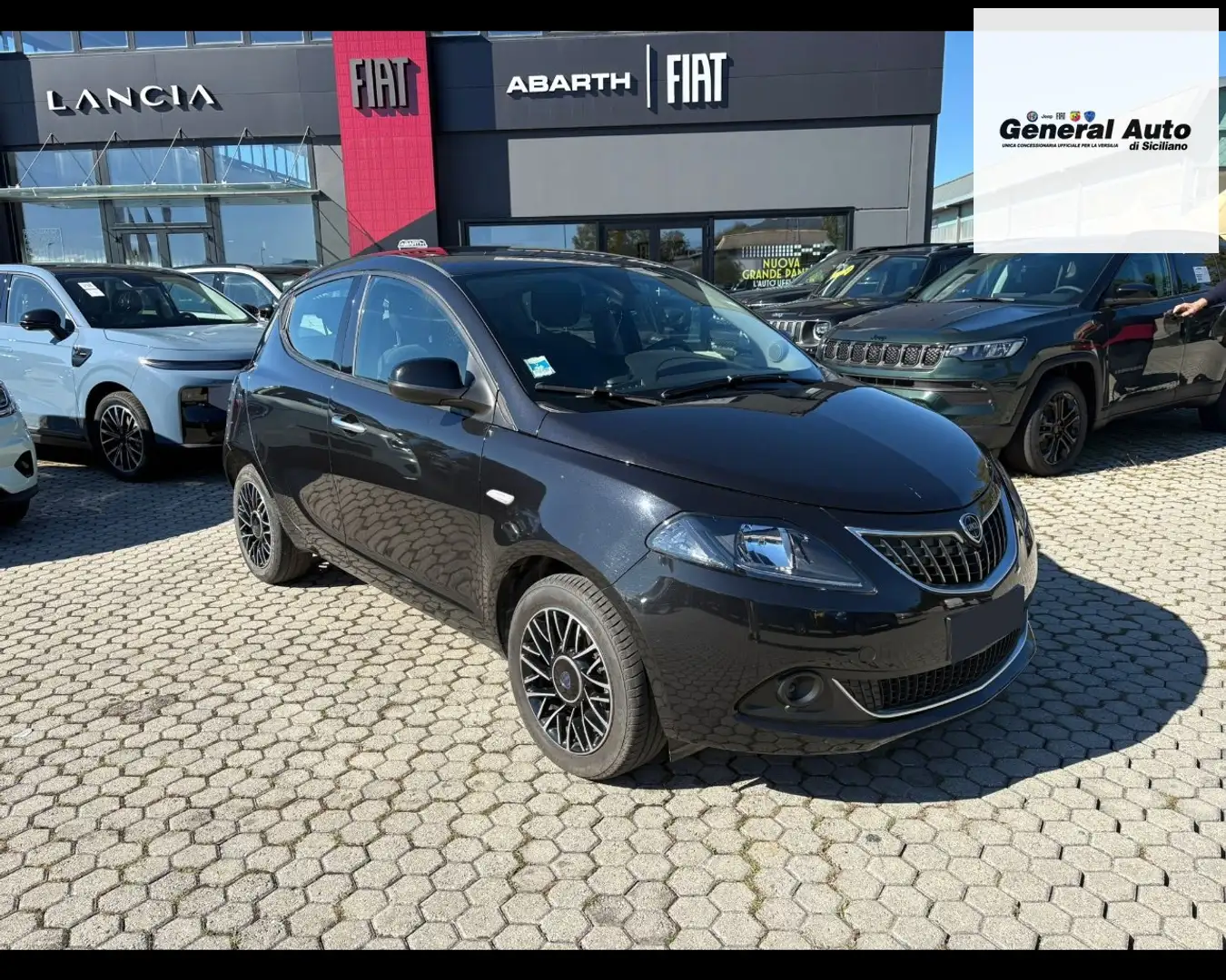 Lancia Ypsilon III 1.0 firefly hybrid Platino s&s 70cv Schwarz - 1