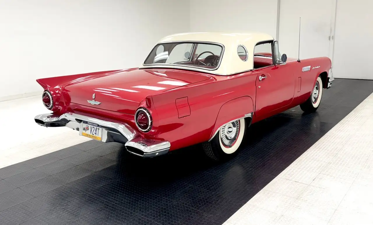 Ford Thunderbird Convertible, foto 11