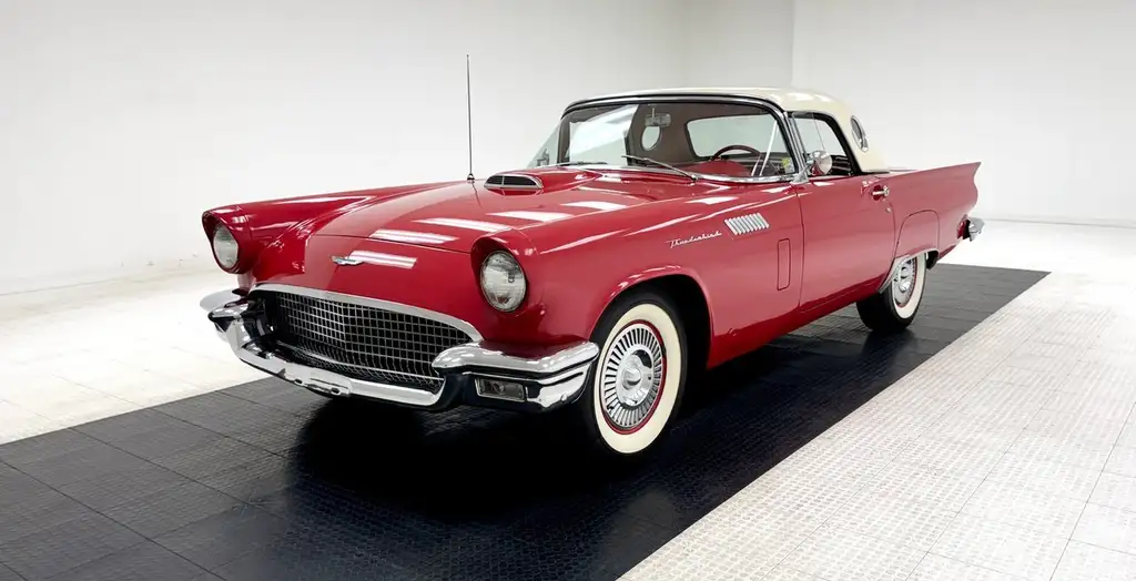Ford Thunderbird 1957 из Европы — купить под ключ