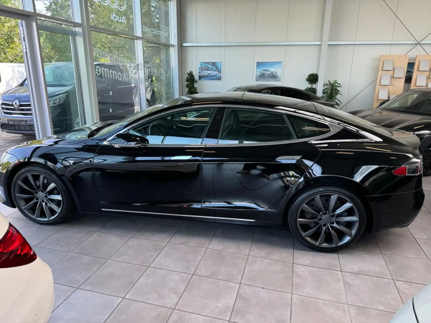 Tesla Model S /Panodach/20Zoll/Vollleder-Sportsitze Schwarz - 2