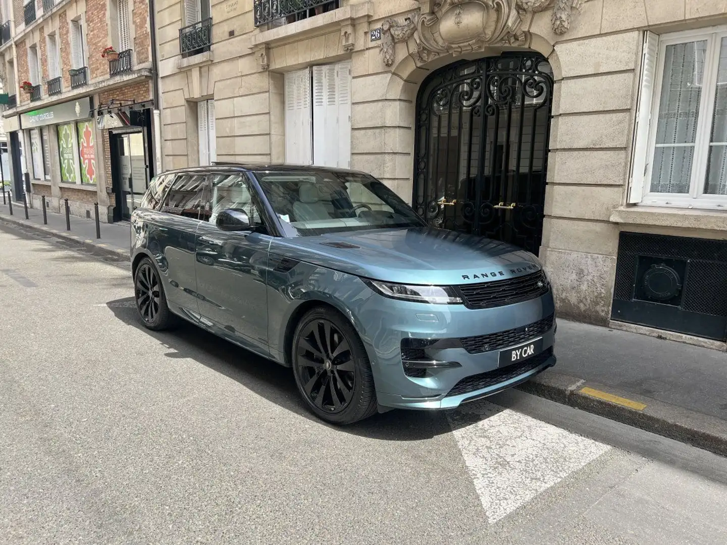 Land Rover Range Rover Sport p510e autobiography - 1