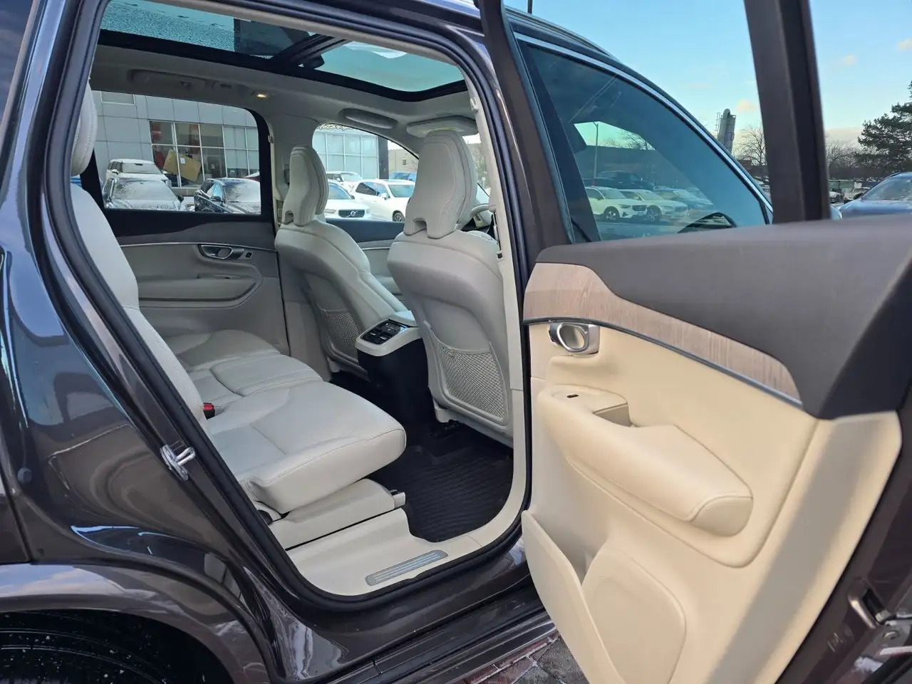 Volvo XC90 снимка Volvo XC90