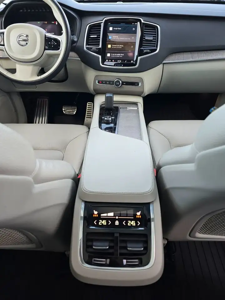 Volvo XC90 снимка Volvo XC90