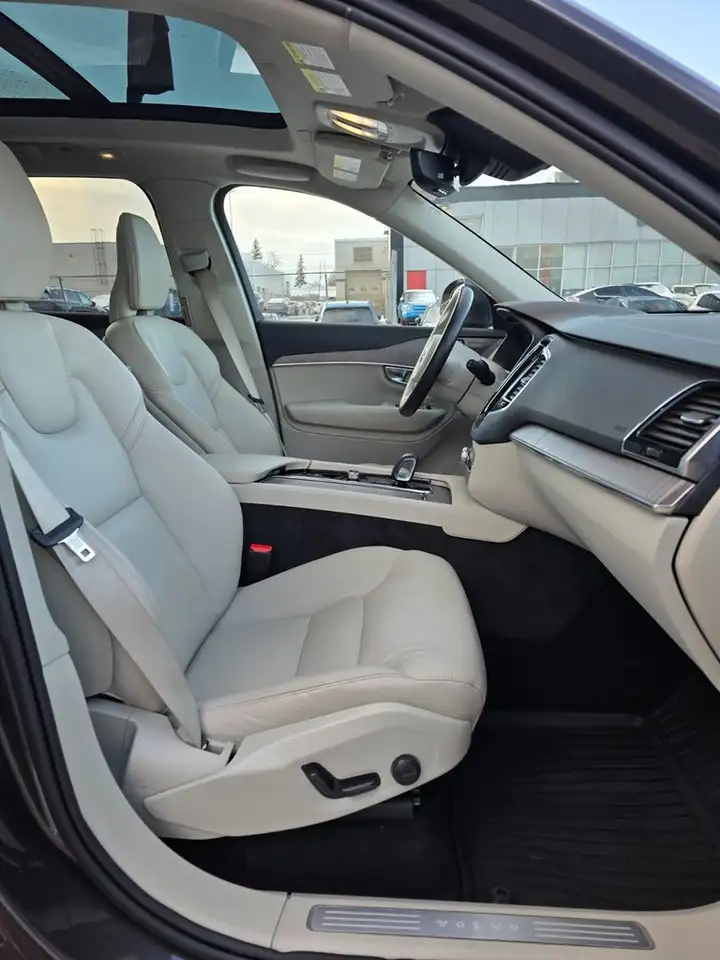Volvo XC90 снимка Volvo XC90
