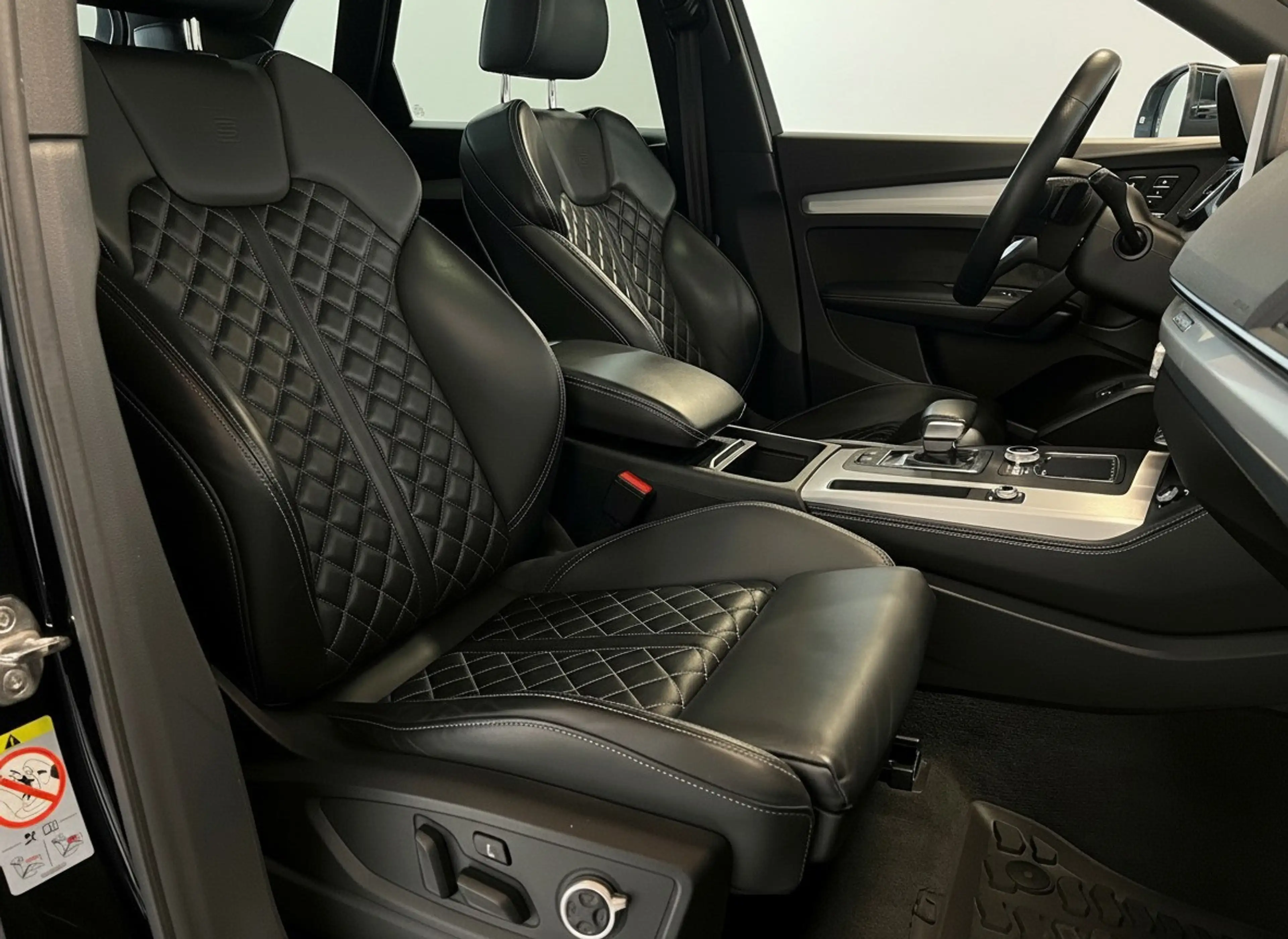 Audi Q5 55 TFSI e quattro Competition - S-line - Panorama — photo 16